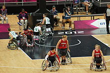 Foto der kanadischen Rollstuhlbasketballmannschaft in Aktion