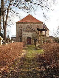 Farní kostel svatého Václava v Březně u Mladé Boleslavi