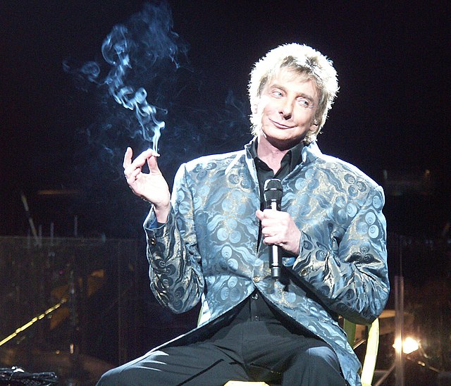 Manilow live in 2008 during a 1960s sketch