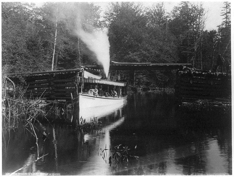 File:Blue Mountain Lake. Bridge at outlet LCCN2005686768.jpg