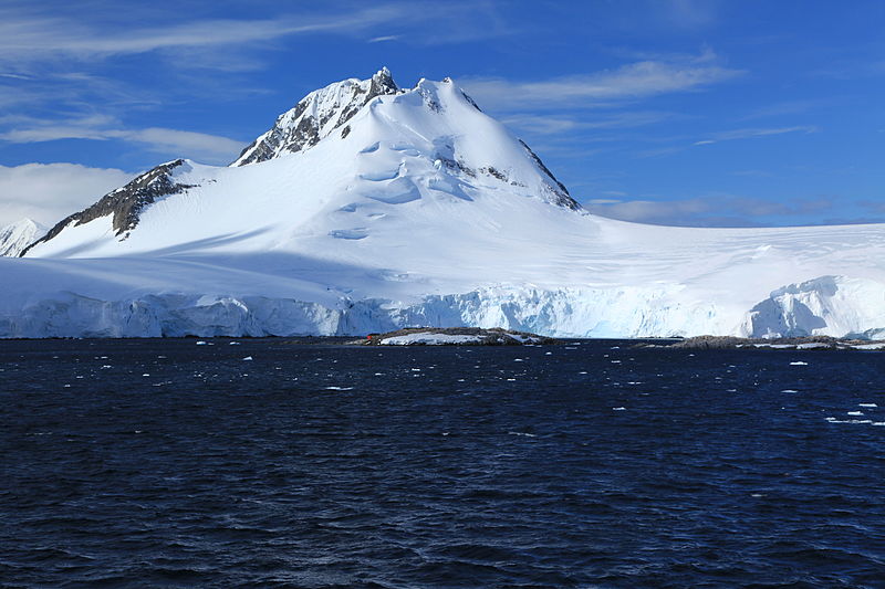 File:British Base A at Port Lockroy, Antarctica (6063080627).jpg