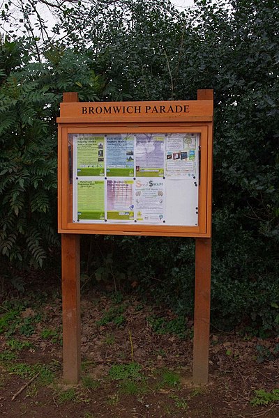 File:Bromwich Parade noticeboard, Worcester - geograph.org.uk - 4141035.jpg