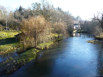 La Côle au bas du bourg de La Chapelle-Faucher.