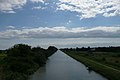 Français : Canal du Rhône près de Beaucaire.