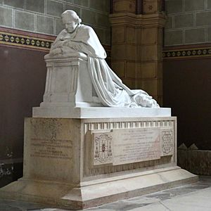 Monument funéraire de Mgr Bonnet (1928), Viviers.