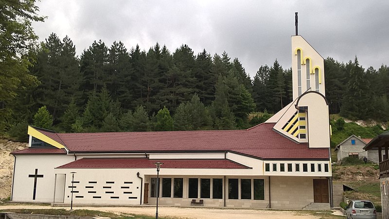 File:Catholic church in Glamoč from west.jpg