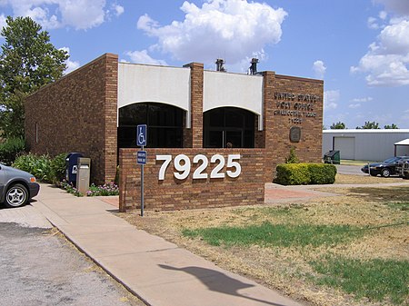 Chillicothe, Texas post office.jpg