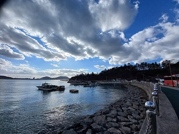 Image: Coastal road to Gatbawi