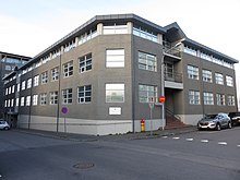 Ministry of Justice and Ministry of Transport and Local Government building in Reykjavik in 2018 Domsmalaraduneytid og Samgongu- og sveitarstjornarraduneytid 2018.jpg