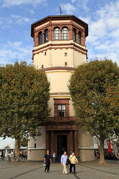 File:Düsseldorf - Burgplatz - Schlossturm 03 ies.jpg
