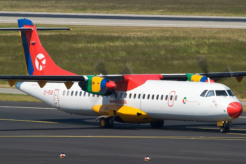 File:Danish Air Transport ATR-72 OY-RUB @ Düsseldorf International Airport.jpg