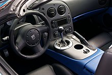 Interior Dodge Viper 2008 SRT10 Roadster Cockpit LakeMirrorClassic 17Oct09 (14620617123).jpg