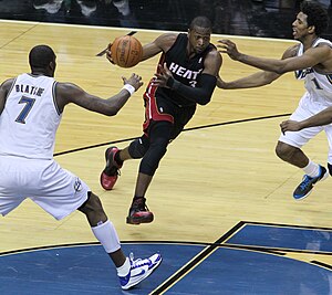 Dwyane Wade: Biografia, Caratteristiche tecniche, Carriera