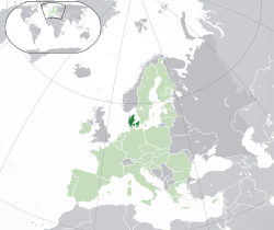Location o Denmark proper[N 2] (daurk green), in Europe (daurk grey) an in the European Union (licht green)
