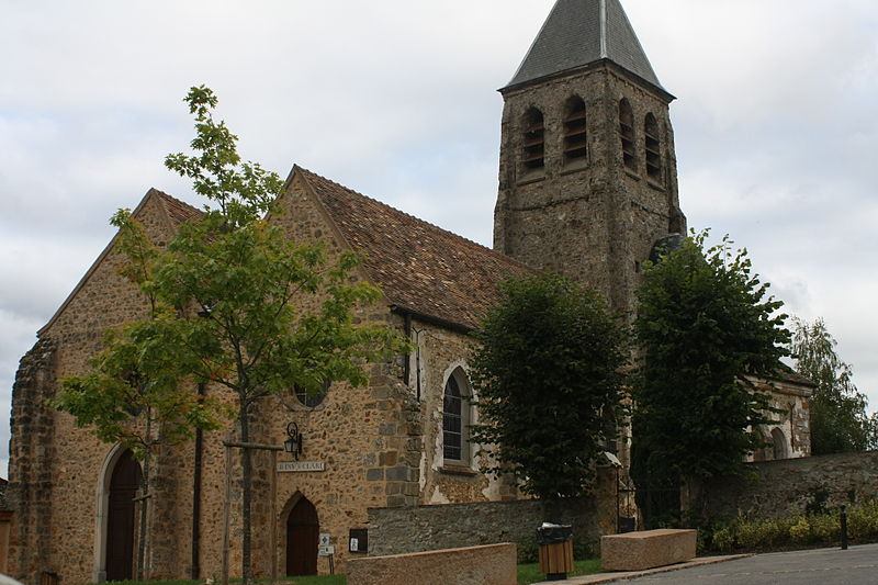 File:Eglise de Gometz le Châtel.jpg