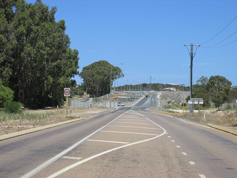 File:Esperance W - Harbour Road looking S.jpg