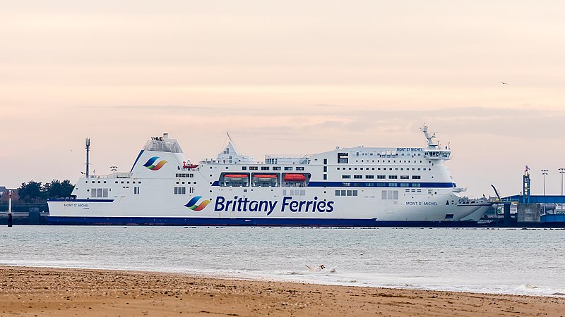 File:Ferry Mont St Michel Brittany Ferries - IMO 9238337 in port of Caen-Ouistreham-7701.jpg