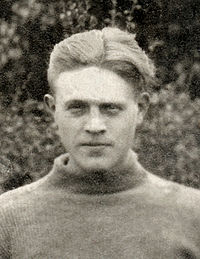 During 1954–58, Floor de Zeeuw, former goalkeeper on Feyenoord's first squad, coached ASWH 1.