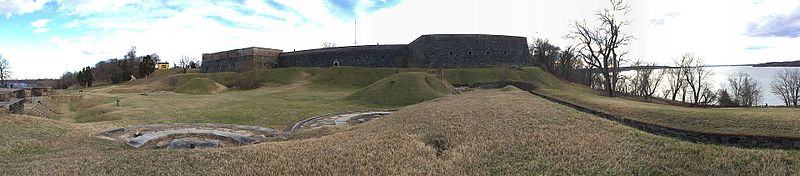 File:Fort Washington exterior panoramic 2017.jpg