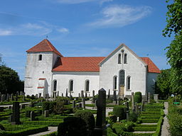 Fränninge kyrka i juni 2007