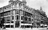 Victor Horta (1903/05): New department store Grand Bazar with Art Nouveau façade . In 1937/38 it had to make way for the new Woolworth department store. Situation, as it was found in 1910.