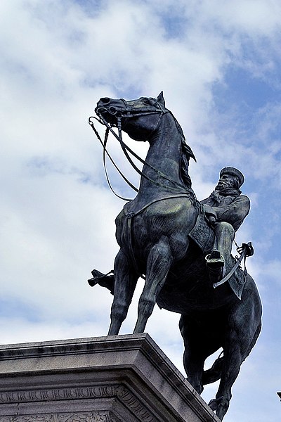 File:Garibaldi sul destriero.jpg