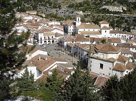 Grazalema-plaza-ayuntamiento.jpg