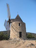 Grimaud-moulin-1.jpg