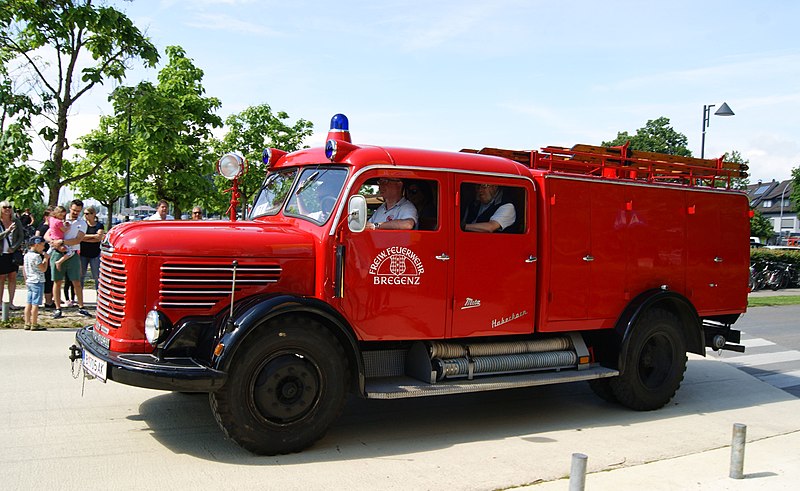 File:Hard-Feuerwehrfest-Steyr 380-TLF 16-1956-02ASD.jpg