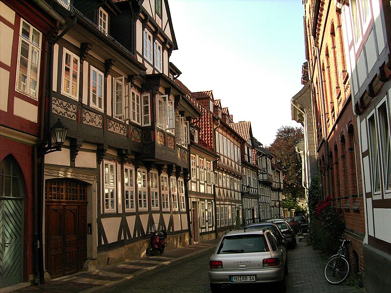 File:Hildesheim Hinterer.Brühl.Timberframe.House.04.JPG