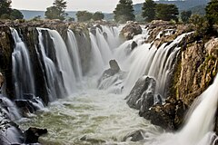 Hogenakkal Falls Tamil Nadu.jpg