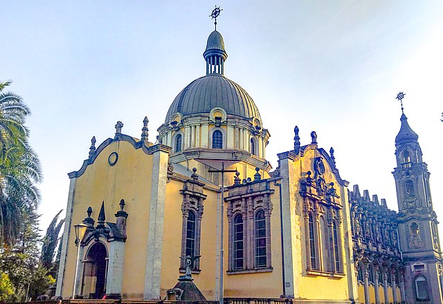 Image: Holy Trinity Cathedral Church (cropped)