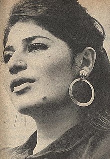 Homa Rousta - Zan-e Rooz, Issue 303 - 16 January 1971 (2).jpg
