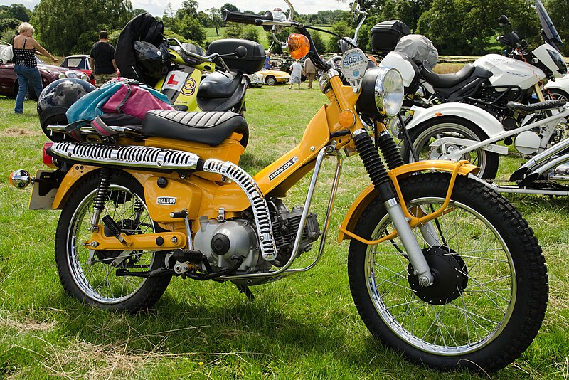 File:Honda CT90 Trail 90 (1978) - 15016968463.jpg