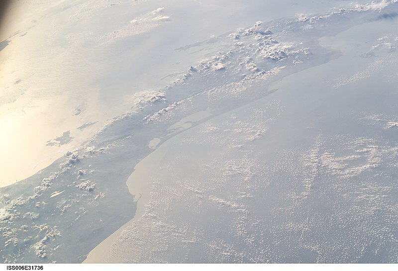 File:ISS006-E-31736 - View of Thailand.jpg