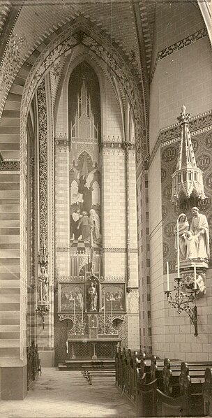 File:Interieur Sint-Willibrorduskerk Deurne-centrum zijaltaar zuidzijde 1901.jpg