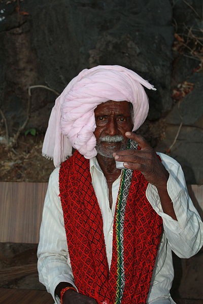 File:Junagadh, Girnar Hill, pilgrim drinking tea (9710622877).jpg