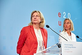 Karin Kneissl & Federica Mogherini 2018 (3).jpg