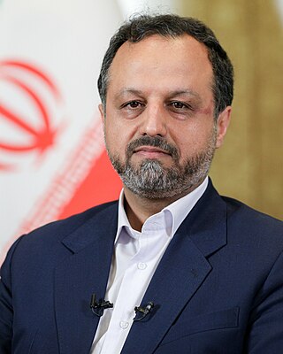 <span class="mw-page-title-main">Ehsan Khandozi</span> Iranian economist and politician (born 1980)