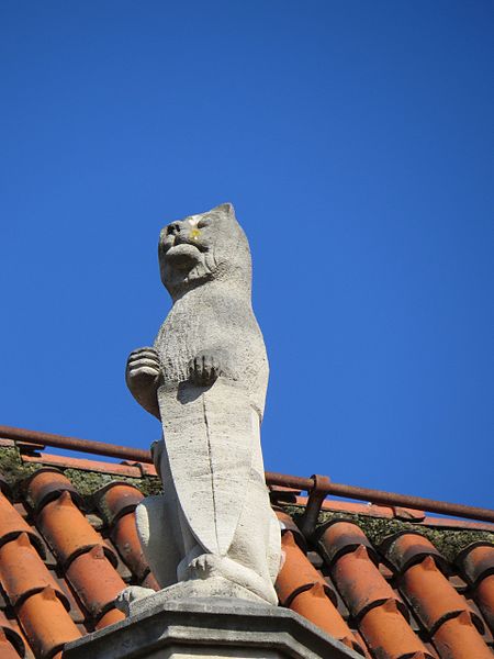 File:Løve med våbenskjold fra Det Kockske Hus.jpg