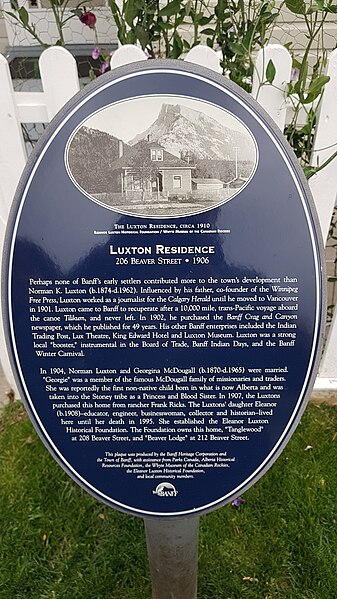 File:LUXTON RESIDENCE 20230928 182748.jpg