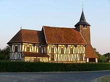 Église à pans de bois à Châtillon-sur-Broué.