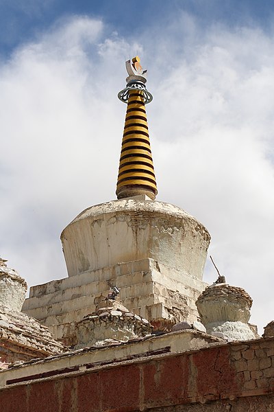 File:Lamayuru Monastery 05.jpg