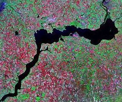 Landsat-satelliittikuva Kah’ovkan tekojärvestä.