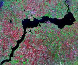 Landsat Kakhivka Water Reservoir1.JPG