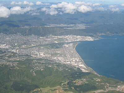 Lower Hutt from the air, looking eastwards in March 2009