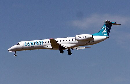 Luxair.erj-145.arp.750pix.jpg