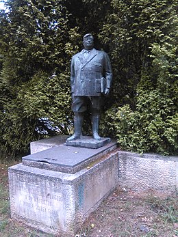 Manuel Suarez Monumento.jpg