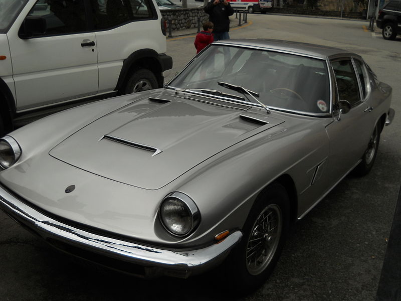 File:Maserati Mistral 4000 in Potes.JPG