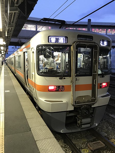 File:Matsumoto Station (JR CentralJapan Local Train).jpg